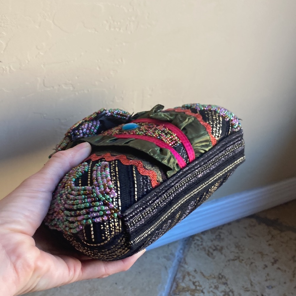 Stunning gorgeous beaded purse  NWT - Picture 9 of 17